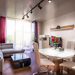 Luxury In Building K55 With Free Garage Daire *