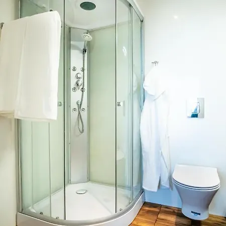 Luxury In Building K55 With Free Garage ヴァルナ