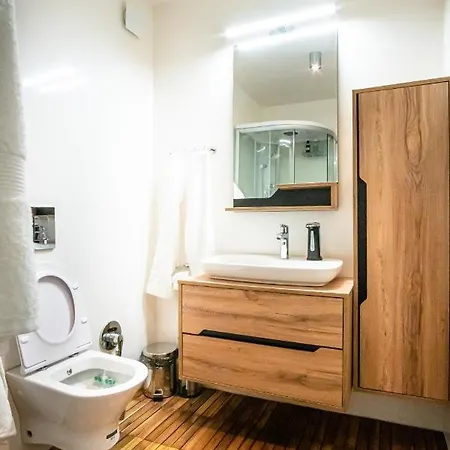 Luxury In Building K55 With Free Garage アパート ヴァルナ