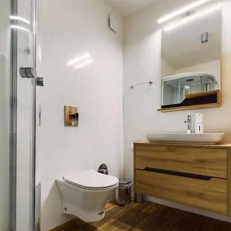 Luxury In Building K55 With Free Garage * ヴァルナ