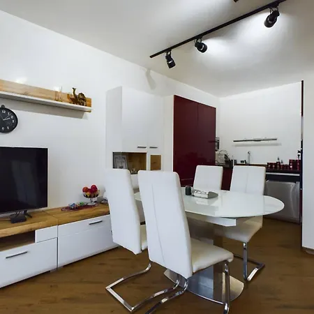 Luxury In Building K55 With Free Garage Appartement Varna