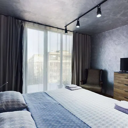 Luxury In Building K55 With Free Garage Apartament *