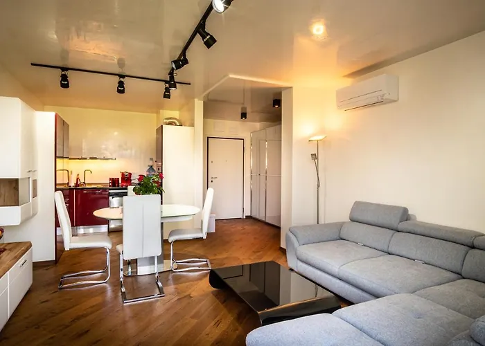 Апартаменты Luxury In Building K55 With Free Garage